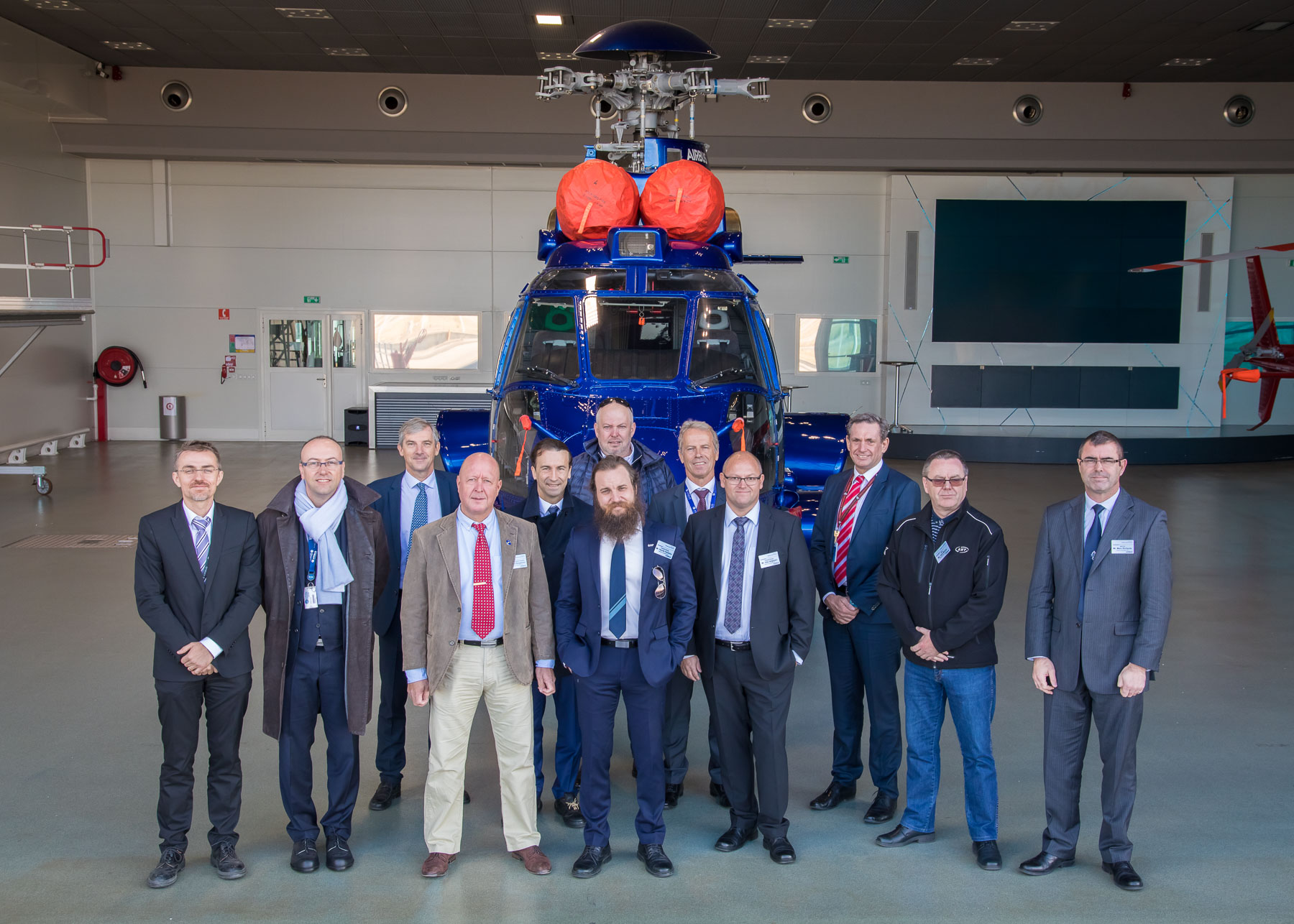 Norske og britiske fagforeningsrepresentanter møtte denne uka ledelsen hos Airbus Helicopters i Marignane. Foto: Airbus