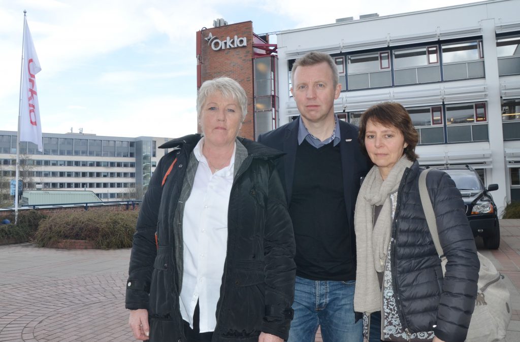 Fra venstre: Ansatterepresentant i styret, Borghild Hjortnes, nestleder Frode Alfheim i Industri Energi, og hovedtillitsvalgt Unni Garberg i Industri Energi