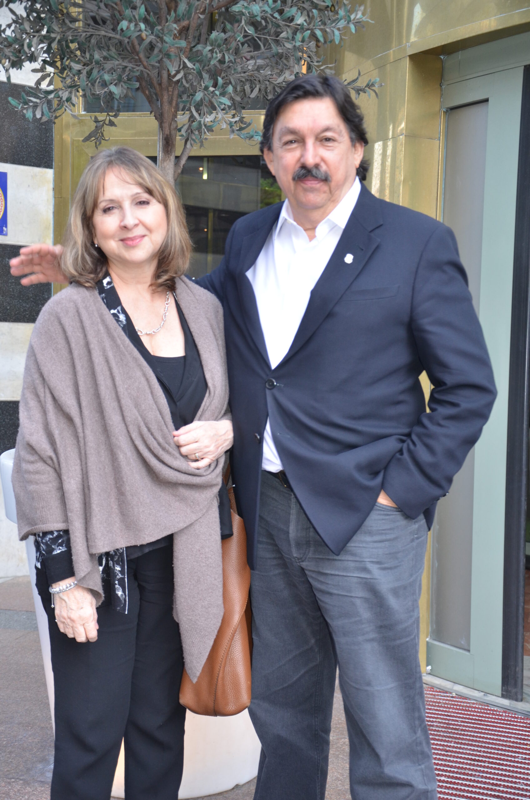 Napoleon Gomez Urrutia, Los Mineros, sammen med sin kone Oralia.